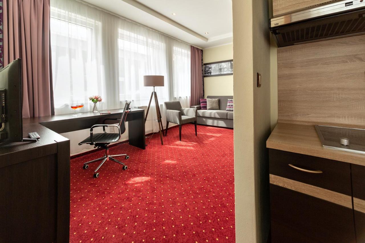 Hotel Na Vyvoji 4*