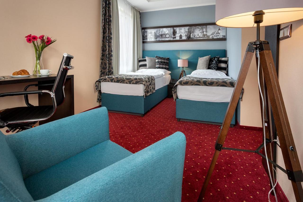 Hotel Na Vyvoji 4*